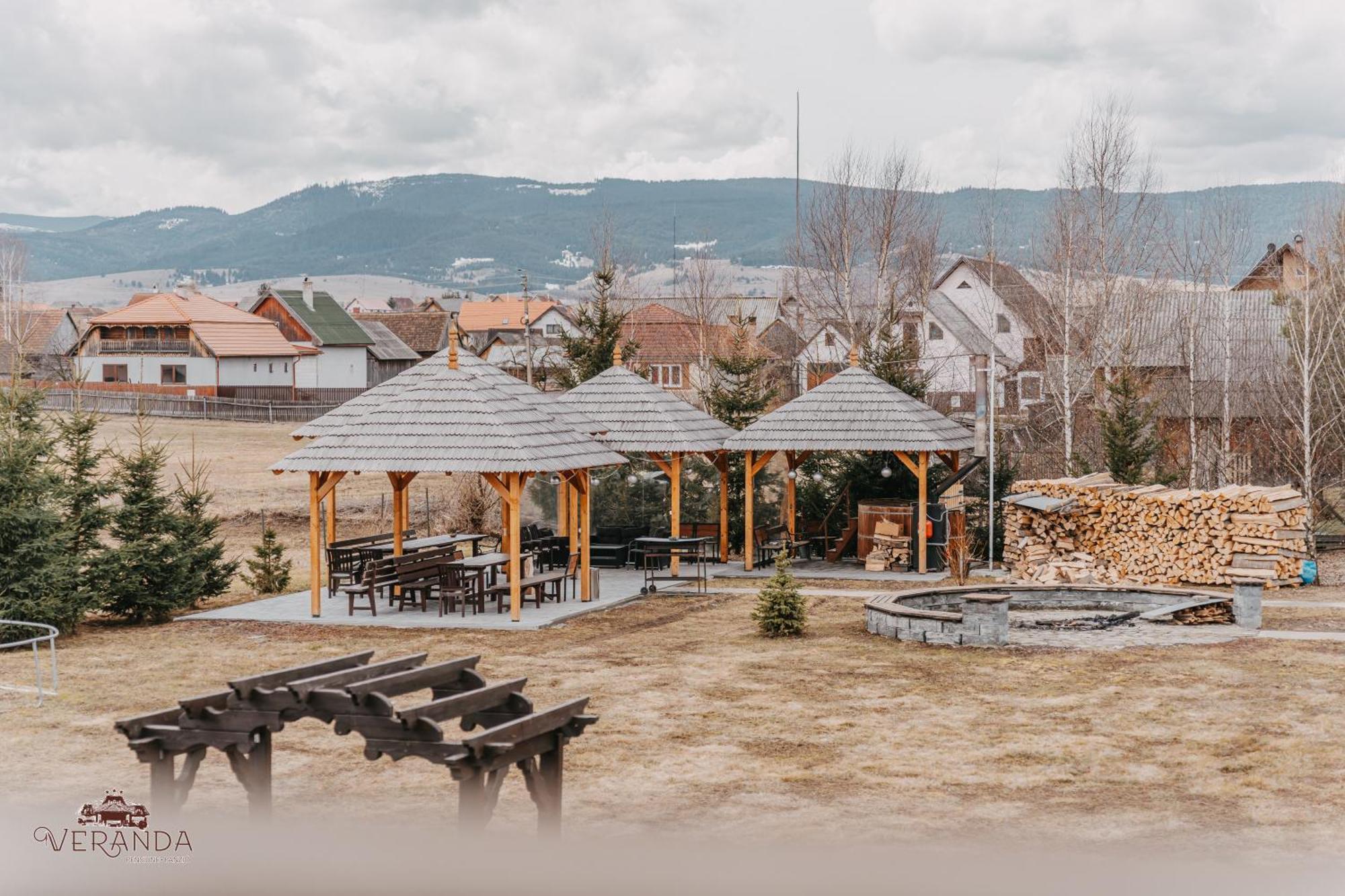 Veranda Panzio Remetea  Экстерьер фото