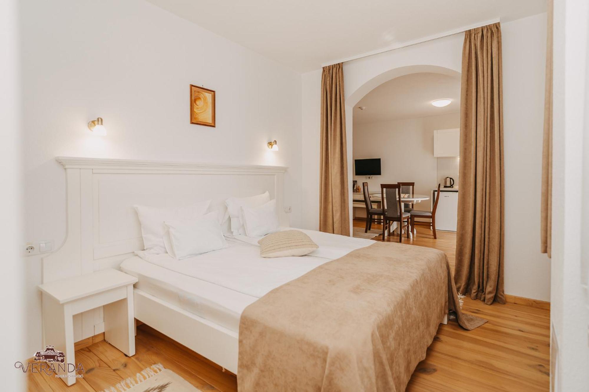 Veranda Panzio Remetea  Экстерьер фото